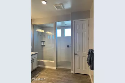 250 W Queen Creek Road #Apt 201, Chandler, AZ 85248 - Photo 13