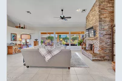 8933 W Rosemonte Drive, Peoria, AZ 85382 - Photo 11