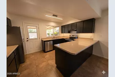 7232 W Hatcher Road, Peoria, AZ 85345 - Photo 3