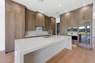 8429 E Del Camino Dr, Scottsdale, AZ 85258 - Photo 13