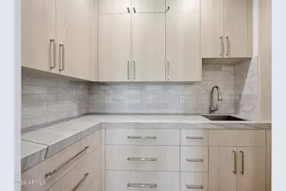 8429 E Del Camino Drive, Scottsdale, AZ 85258 - Photo 15