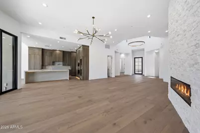 8429 E Del Camino Drive, Scottsdale, AZ 85258 - Photo 9