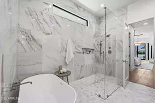 8429 E Del Camino Dr, Scottsdale, AZ 85258 - Photo 29