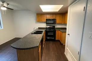 18811 N 19th Ave, Phoenix, AZ 85027 - Photo 9