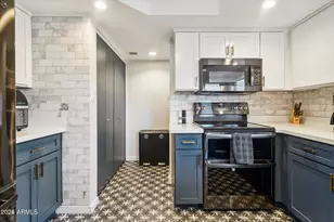 6547 N Villa Manana Dr, Phoenix, AZ 85014 - Photo 9