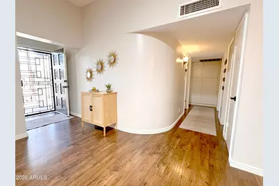 6547 N Villa Manana Drive, Phoenix, AZ 85014 - Photo 7