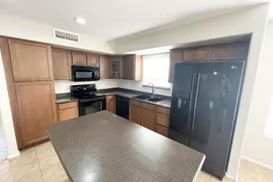 42495 W Chambers Dr, Maricopa, AZ 85138 - Photo 7