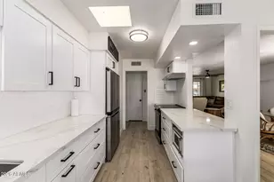 18218 N 99th Dr, Sun City, AZ 85373 - Photo 17