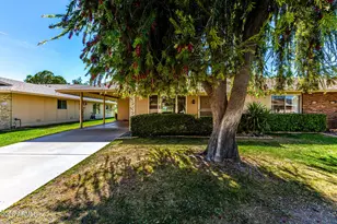 18218 N 99th Dr, Sun City, AZ 85373 - Photo 1