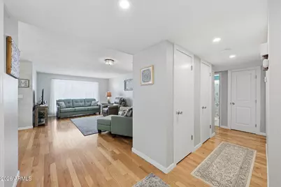 10402 W Wininger Circle, Sun City, AZ 85351 - Photo 11