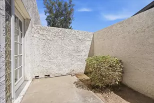 341 E Deepdale Rd, Phoenix, AZ 85022 - Photo 23