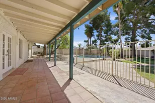 341 E Deepdale Rd, Phoenix, AZ 85022 - Photo 27