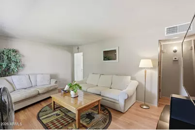 11205 W Missouri Avenue, Youngtown, AZ 85363 - Photo 5