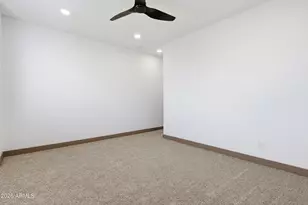 2813 E Trumbull Rd, Phoenix, AZ 85040 - Photo 29