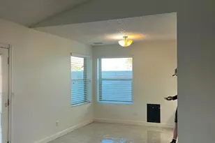 420 W Monona Dr, Phoenix, AZ 85027 - Photo 9