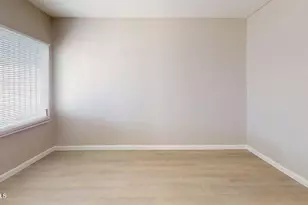 2214 N 24th Pl, Phoenix, AZ 85008 - Photo 9