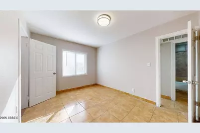 2214 N 24th Place, Phoenix, AZ 85008 - Photo 11