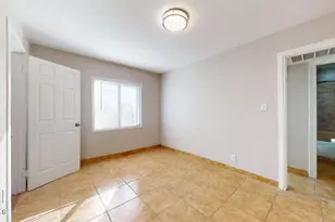 2214 N 24th Pl, Phoenix, AZ 85008 - Photo 11