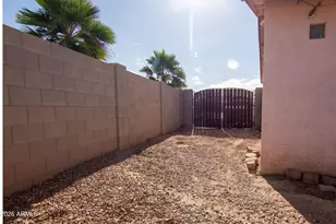 8890 W Rafael Dr, Arizona City, AZ 85123 - Photo 19