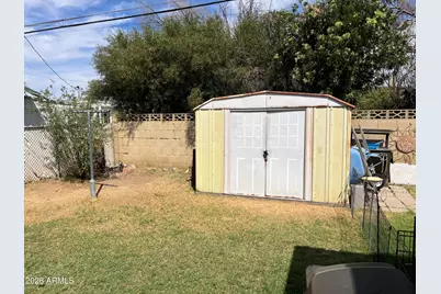 3526 W Harmont Drive, Phoenix, AZ 85051 - Photo 21