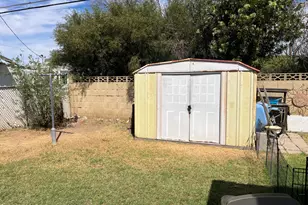 3526 W Harmont Dr, Phoenix, AZ 85051 - Photo 21