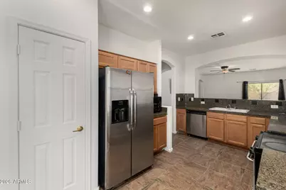 3610 S 92nd Lane, Tolleson, AZ 85353 - Photo 11