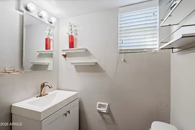 1210 W Missouri Avenue, Phoenix, AZ 85013 - Photo 15