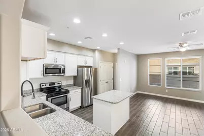 240 W Juniper Avenue #Unit 1121, Gilbert, AZ 85233 - Photo 11