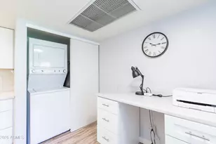 9460 E Mission Ln, Scottsdale, AZ 85258 - Photo 13