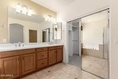 10438 E Knowles Avenue, Mesa, AZ 85209 - Photo 13