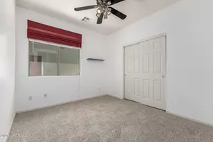 10438 E Knowles Ave, Mesa, AZ 85209 - Photo 17