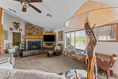 67062 Monroe Street, Salome, AZ 85348 - Photo 9