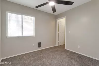 11218 W Glenrosa Avenue, Phoenix, AZ 85037 - Photo 17
