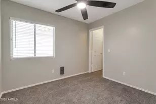 11218 W Glenrosa Ave, Phoenix, AZ 85037 - Photo 17