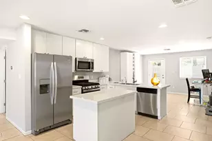 1643 N 22nd Pl, Phoenix, AZ 85006 - Photo 11