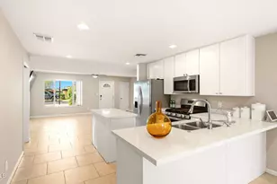 1643 N 22nd Pl, Phoenix, AZ 85006 - Photo 13