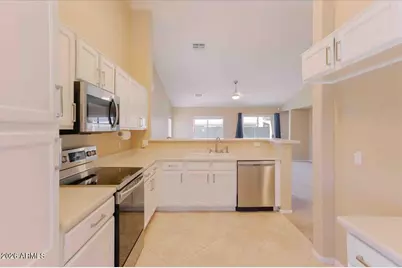 1906 N 103rd Drive, Avondale, AZ 85392 - Photo 9