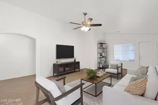 429 S Labelle, Mesa, AZ 85208 - Photo 7