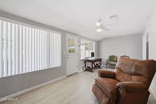 10734 W Saratoga Cir, Sun City, AZ 85351 - Photo 19