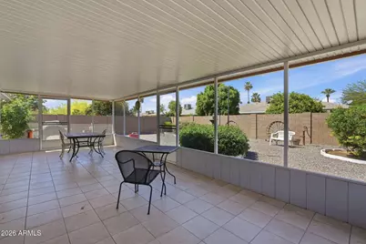 10734 W Saratoga Circle, Sun City, AZ 85351 - Photo 33