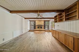 14 E Orangewood Ave, Phoenix, AZ 85020 - Photo 11