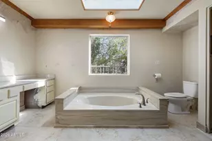 14 E Orangewood Ave, Phoenix, AZ 85020 - Photo 15