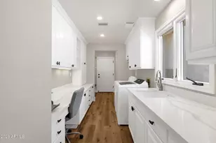 4139 E Colter St, Phoenix, AZ 85018 - Photo 43