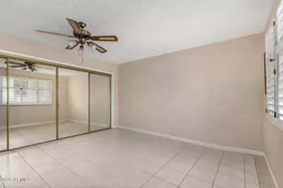 10802 W Thunderbird Boulevard, Sun City, AZ 85351 - Photo 7