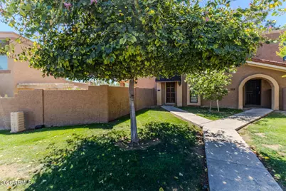 736 E North Lane #3, Phoenix, AZ 85020 - Photo 1