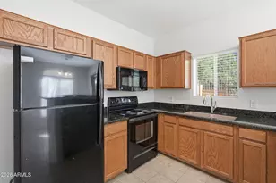 2250 E Deer Valley Rd, Phoenix, AZ 85024 - Photo 9