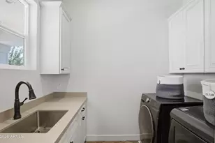 40 W Frier Dr, Phoenix, AZ 85021 - Photo 31