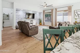 26022 N 44th Dr, Phoenix, AZ 85083 - Photo 17