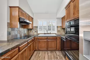4615 E Monte Way, Phoenix, AZ 85044 - Photo 7