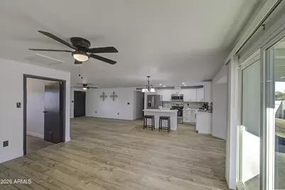 6213 W Almeria Road, Phoenix, AZ 85035 - Photo 15